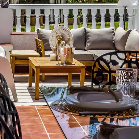 Villa 6 Views Unique With Bbq, Chill Areas, Bar, Private Pool, In A Stunning Setting With Sea, Mountain, Nature, Garden And Pool Views *
